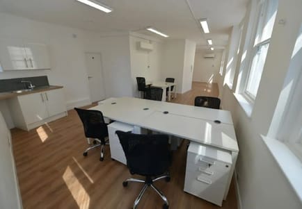 Image 3 of Citihub - Cornhill House -  59-60 Cornhill Street, EC3V - Bank