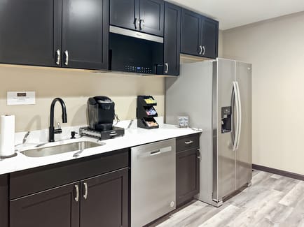 Image 6 of Regus - 1031 Lami St