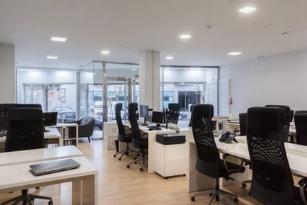 Image 4 of Facts Coworking - R. de 5 de Outubro 185, Boavista, 4100-175 Porto