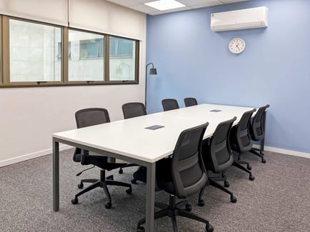 Image 3 of Regus - Av. Olegário Maciel, 531
