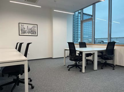 Image 5 of Regus - Christopher Columbus Blvd, 41