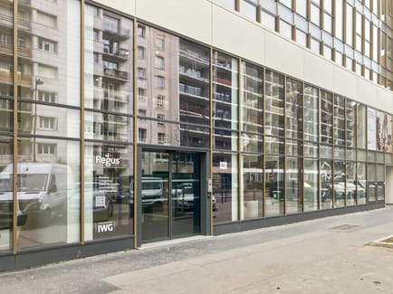 Image 1 of Regus - 137 - 141 rue de Saussure