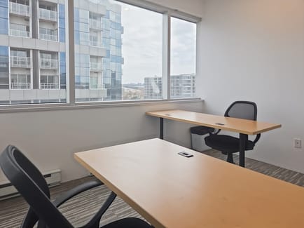 Image 5 of Regus - 14 Pl du Commerce,6th Floor