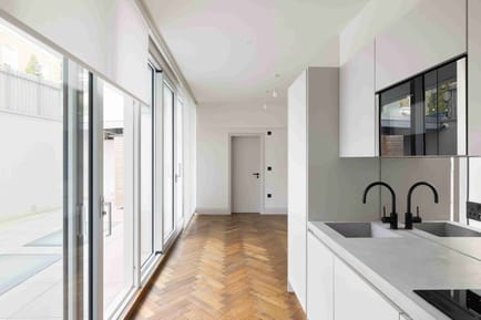 Image 7 of Sub800 Managed (1,838 - 1,838 sqft) - 17 Barnsbury Terrace, London, UK