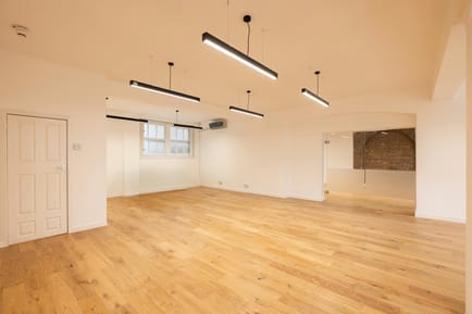 Image 2 of Sub800 - 172 Arlington Road, NW1 - Camden Town