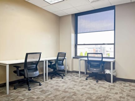 Image 3 of Regus - 132 S Water Street