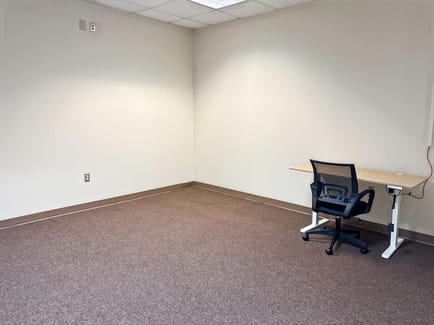Image 4 of Regus - 6 West Washington St
