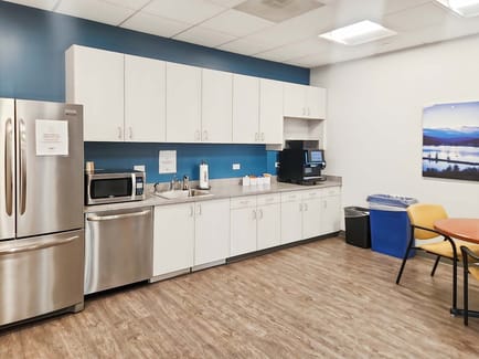 Image 6 of Regus - 1290 N Broadway