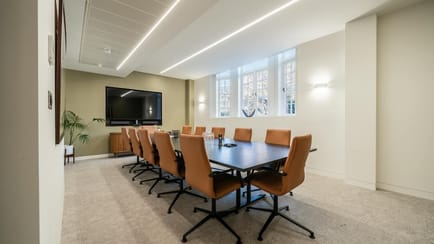 Image 3 of RX London (Managed 1,597 sqft) - 30 St James's Square, SW1Y 4AL - St. James's