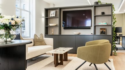 Image 4 of RX London (Managed 1,597 sqft) - 30 St James's Square, SW1Y 4AL - St. James's