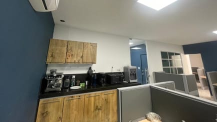 Image 7 of CoWork Entre Todos (Managed 807 - 972 sqft) - Commercial Center Park 93 - Avenida Carrera 15 - Barranquilla