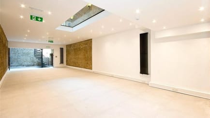 Image 2 of Sub800 Managed (1,000 - 1,000 sqft) - 41 Mitchell St, London EC1V 3QD, UK