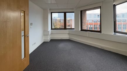 Image 15 of CWP Management Services (Managed 80 - 900 sqft) - St James House - 27–43 Eastern Road, RM1 3NH - Romford