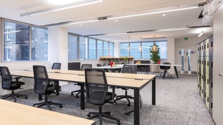 Image 2 of CBRE (Managed 3,969 - 3,980 sqft) - Elm Yard - 13-16 Elm Street, WC1X 0BJ - Farringdon