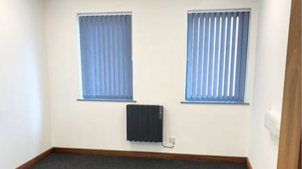 Image 1 of Storage Giant (Managed 130 - 225 Sqft) - Unit B6 Telford Road, OX26 4LD - Bicester