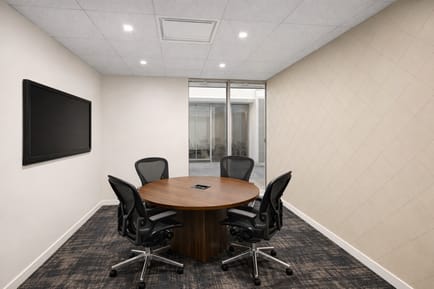 Image 2 of Venture X - 18851 NE 29th Ave, 33180 - Aventura