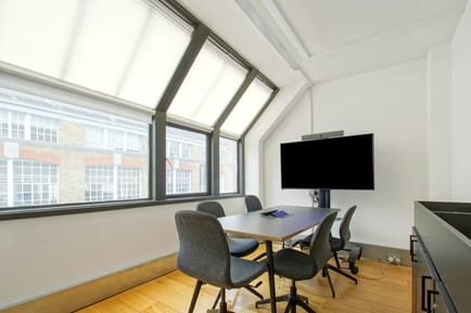 Image 2 of Workthere (Managed 2,109 sqft) - 100 Clifton Street, EC2A 4TP - Shoreditch High Street