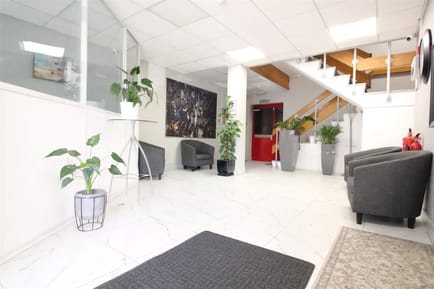 Image 5 of AMV Business Centres - Uxbridge House - 460-466 Uxbridge Road, UB4 0SD - Hayes