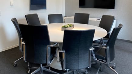 Image 2 of Avenue Business Centre - 205 North Michigan Avenue, 60601 - Chicago