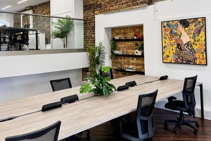 Image 2 of One Avenue Group Limited  (Managed 1,784 sqft) - Saxon House - 50 Southwark Street, SE1 1UN - Borough