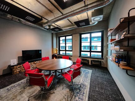 Image 2 of The Office Operators - Weihenstephaner Strasse 12