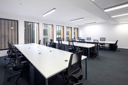 Image 1 of Landmark (Managed 1,711 - 3,841 sqft) - 30 Dukes Place, EC3A 7LP - Aldgate