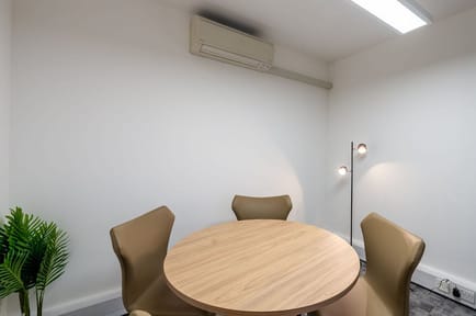 Image 8 of Sub800 Managed (1,350 - 1,350 sqft) - 1 Bell Street, London, UK