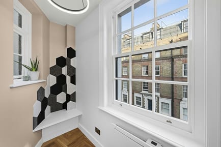 Image 12 of Sub800 Managed (308 - 308 sqft) - 26 Mortimer Street, London, UK
