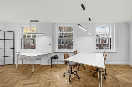 Image 4 of Sub800 Managed (308 - 308 sqft) - 26 Mortimer Street, London, UK