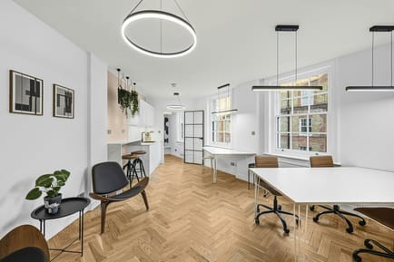 Image 5 of Sub800 Managed (308 - 308 sqft) - 26 Mortimer Street, London, UK