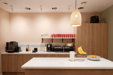 Image 5 of The Sandbox Workspace - 1 Whittington Avenue, EC3V 1LP - Monument