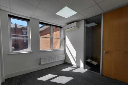 Image 3 of Capsule - 14-16 Cross Street, RG1 1SN - Reading