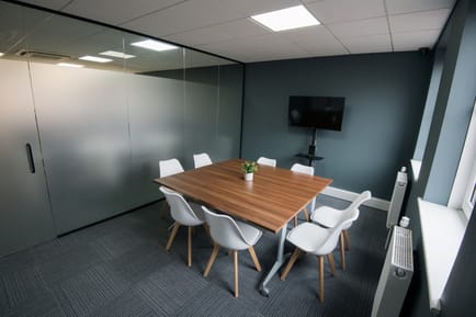 Image 2 of Wizu Workspace - 1 Park Court - Park Cross Street, LS1 2QH - Leeds
