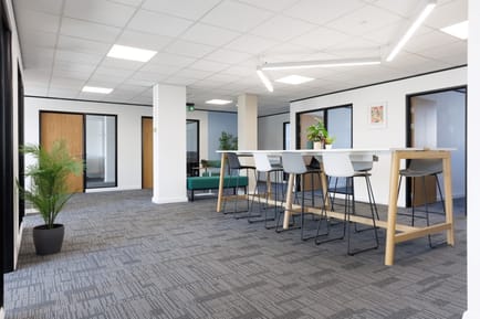 Image 4 of Chadwick Business Centres Limited - Eastgate House - 35-43 Newport Road, CF24 0AB - Cardiff