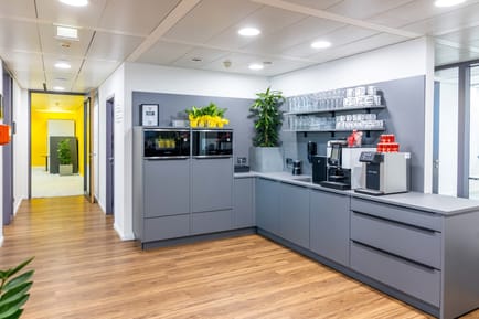 Image 6 of Andys.cc - 14 Wagenseilgasse, 1120 - Vienna