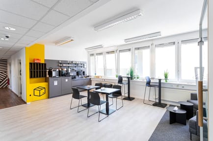 Image 4 of Andys.cc - 125 Anton-Baumgartner-Strasse, 1230 - Vienna