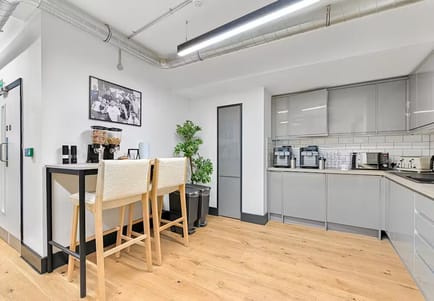 Image 6 of BASE (Managed 1,888 sqft) - 130 City Road, EC1V 2NW - Shoreditch
