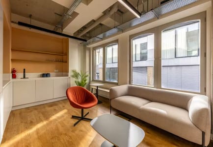 Image 6 of BASE (Managed 2,335 - 2,509 sqft) - 8-9 Well Court, EC4M 9DN - Bank
