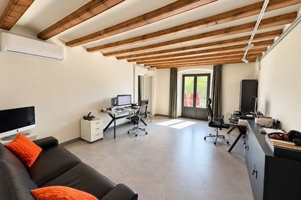 Image 2 of Minded Factory - 10 Carrer de la Reina Cristina, 08003 - Barcelona