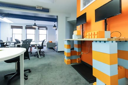 Image 3 of Office Space Coworking - Everett Building - 39 E. Market, Akron - OH