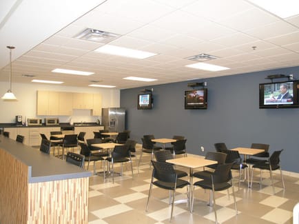 Image 2 of Iserve Executive Centre Inc. - 30 Via Renzo Drive