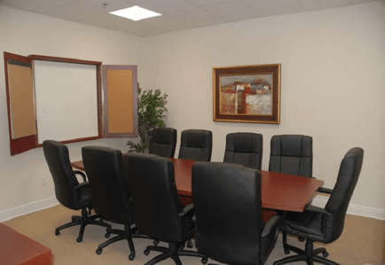 Image 1 of Crosstown Executive Suites - 1503 S. US Hwy 301, Tampa - FL