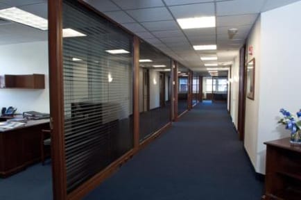 Image 3 of Stark Office Suites - Overhill Road - Scarsdale - NY