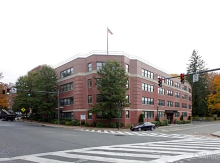 Image 4 of Stark Office Suites - Overhill Road - Scarsdale - NY