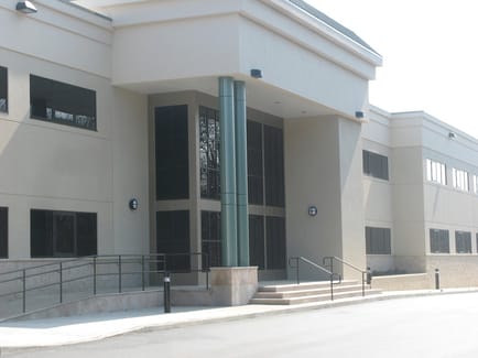 Image 3 of Global Office Suites - Expressway Plaza - 1600 Express Drive South, Hauppauge - NY