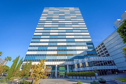 Image 7 of Premier Workspaces - ELS - El Segundo - CA - 222 N. Pacific Coast Highway - 222 N Sepulveda Blvd