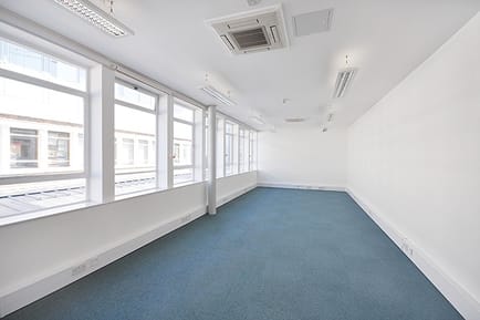 Image 5 of Workspace (Managed 317 - 1,060 sqft) - Q West - Great West Road, TW8 - Brentford