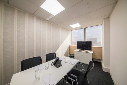 Image 4 of IWG (Regus) - Nottingham City Centre - Tollhouse Hill - City Gate East, NG - Nottingham