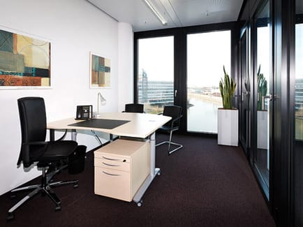 Image 4 of Regus - Hafenspitze - Speditionsstr, Dusseldorf