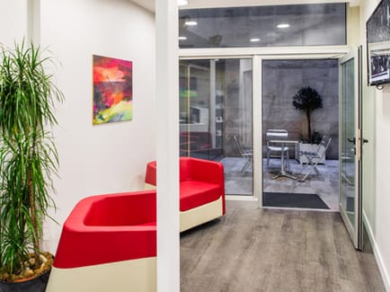 Image 3 of Regus - 57 Rue dAmsterdam, 75008 - Paris